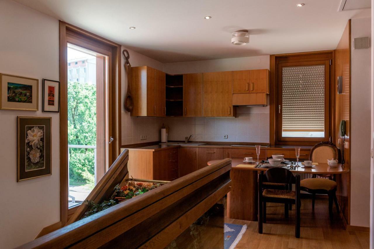 Rozna Dolina Apartment Ljubljana Kültér fotó